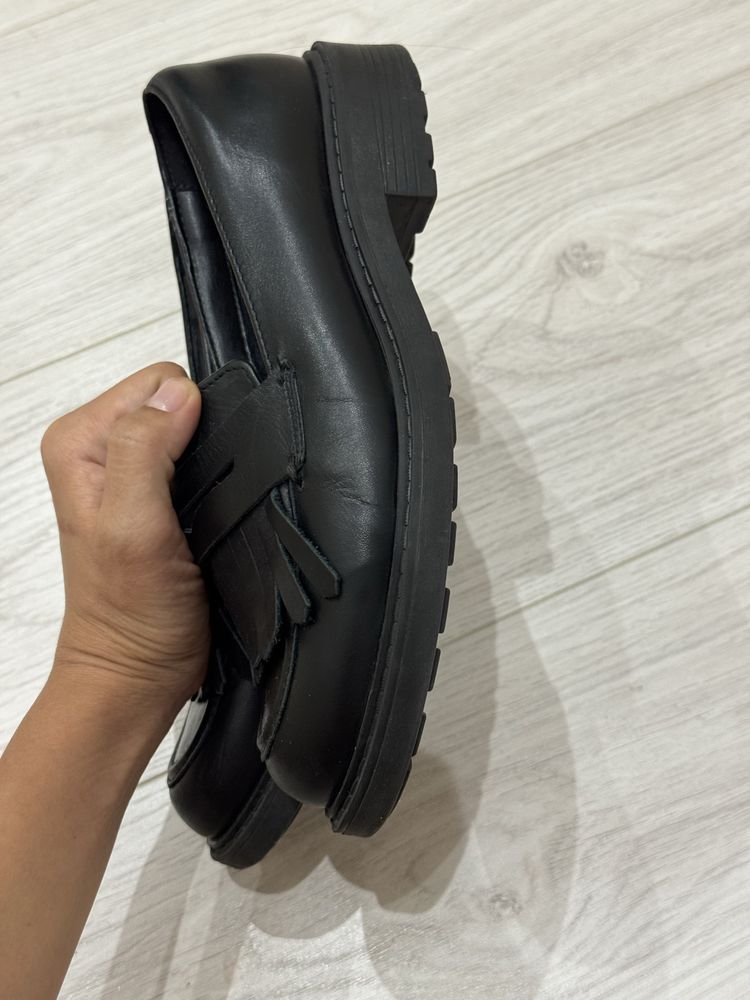 Лоферы Clarks в хорошем состоянии