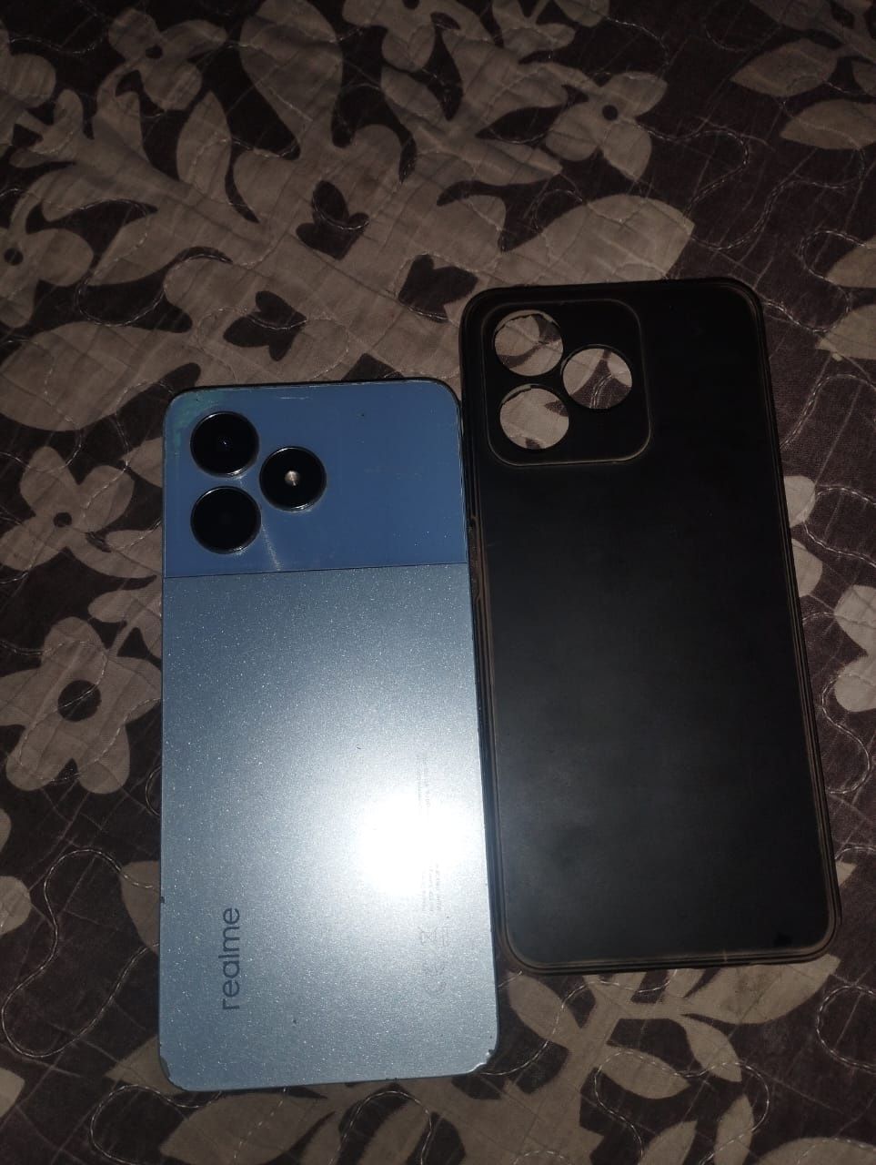 Realme note 50 .