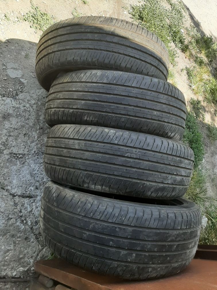 Продам шины 255/45/20 данлап SP SPORT MAKXX 050