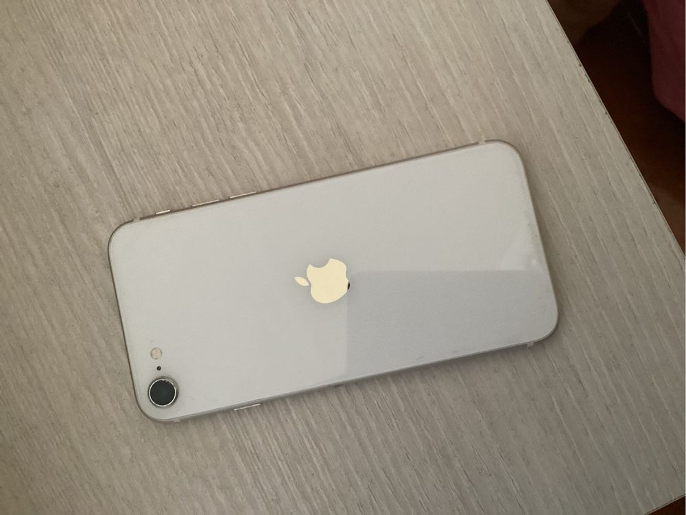 Iphone se 2020">