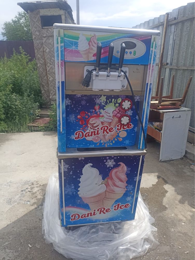 Мороженое аппарат продается