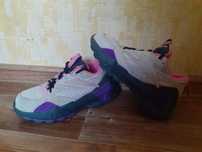 Женские кроссовки Reebok