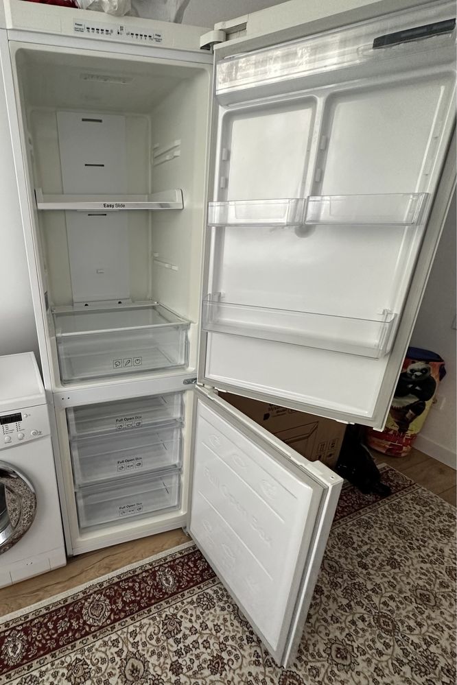 Продам холодильник