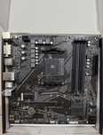Материнская плата GIGABYTE A520M DS3H