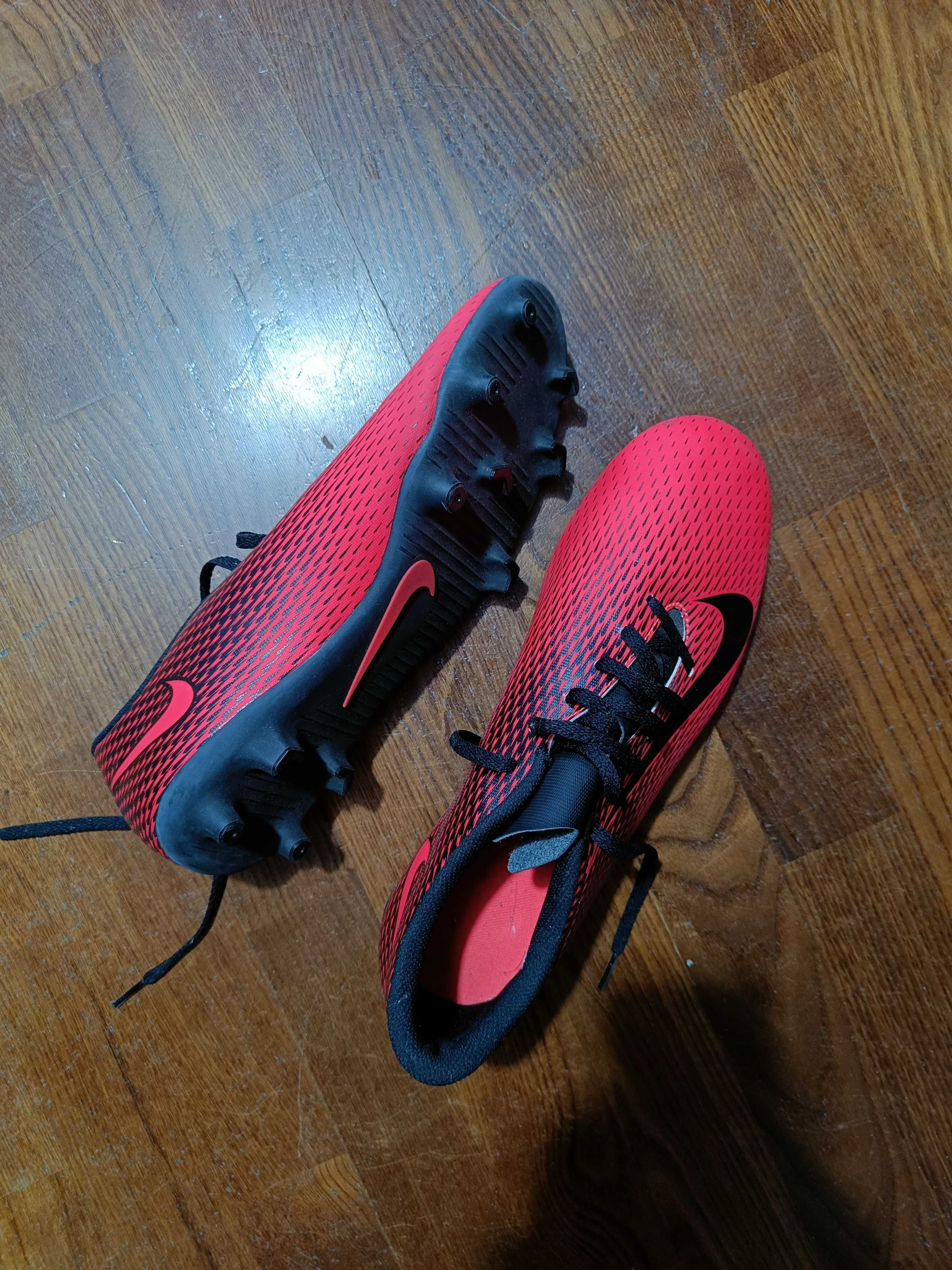 Бутсы Nike Bravata II в идеальном состянии