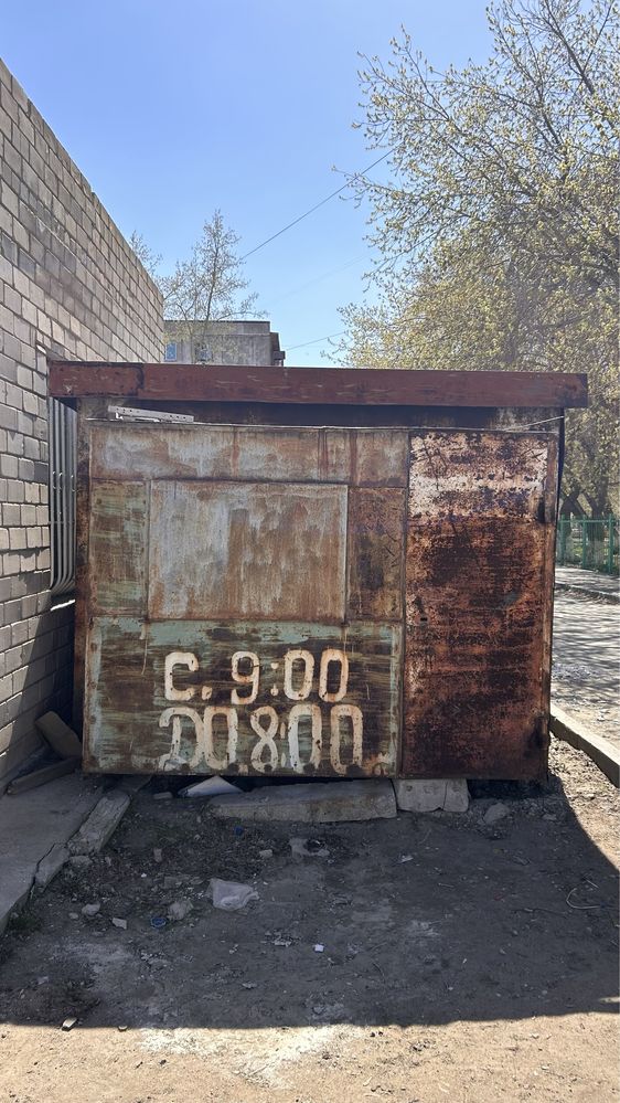 Продам прочный киоск