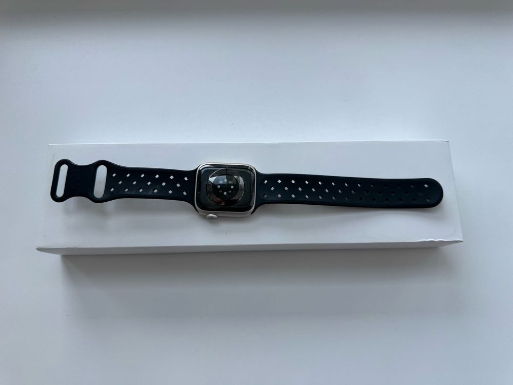 Apple Watch Series 8, 45 mm