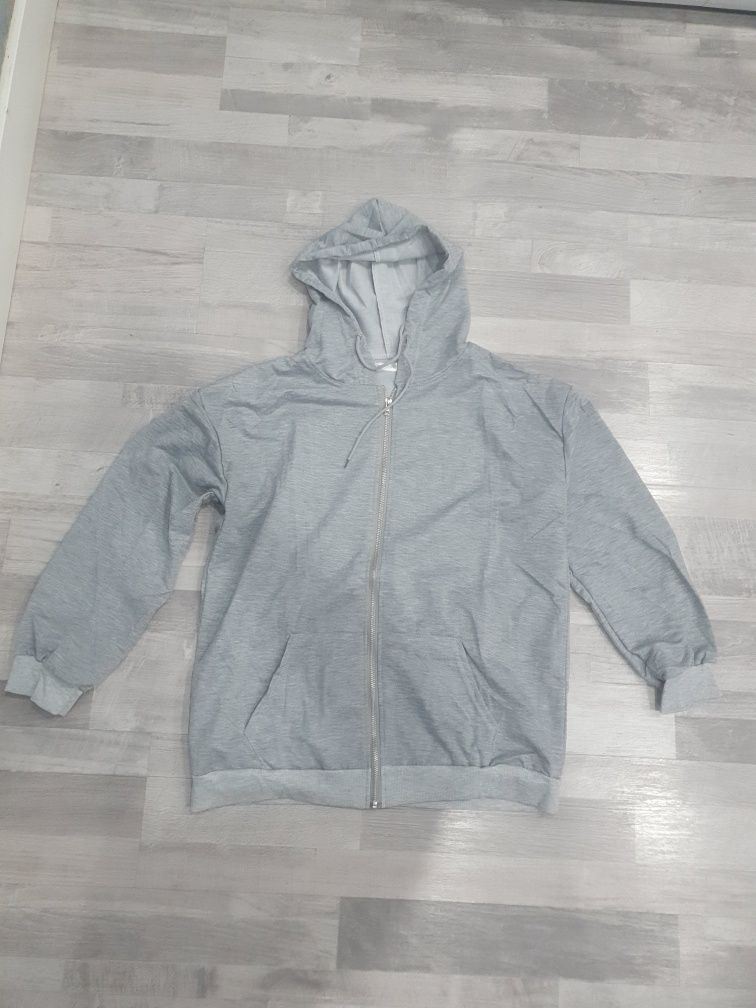 Продам женскую спортивку