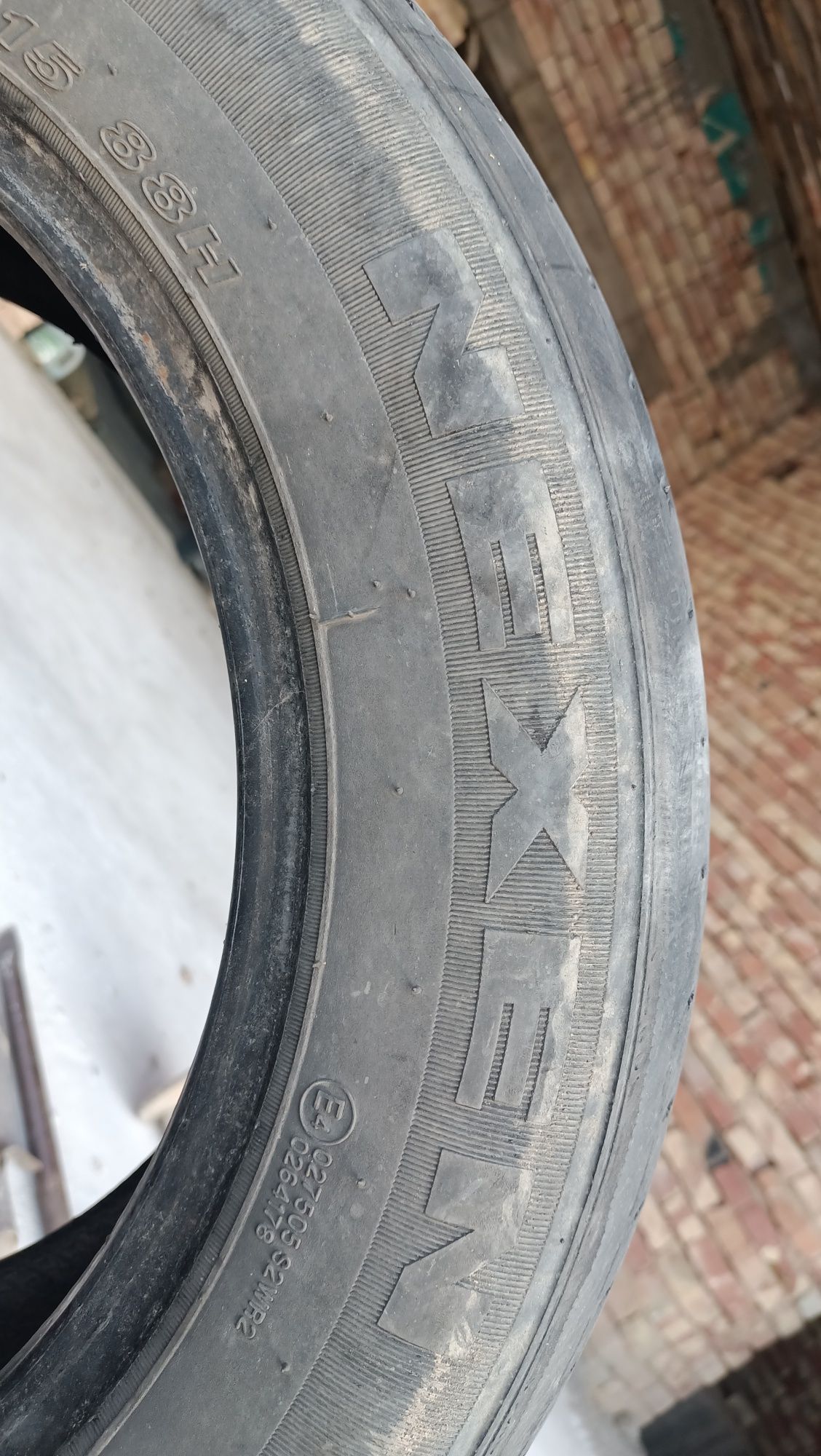 Покрышка 185/65 R15