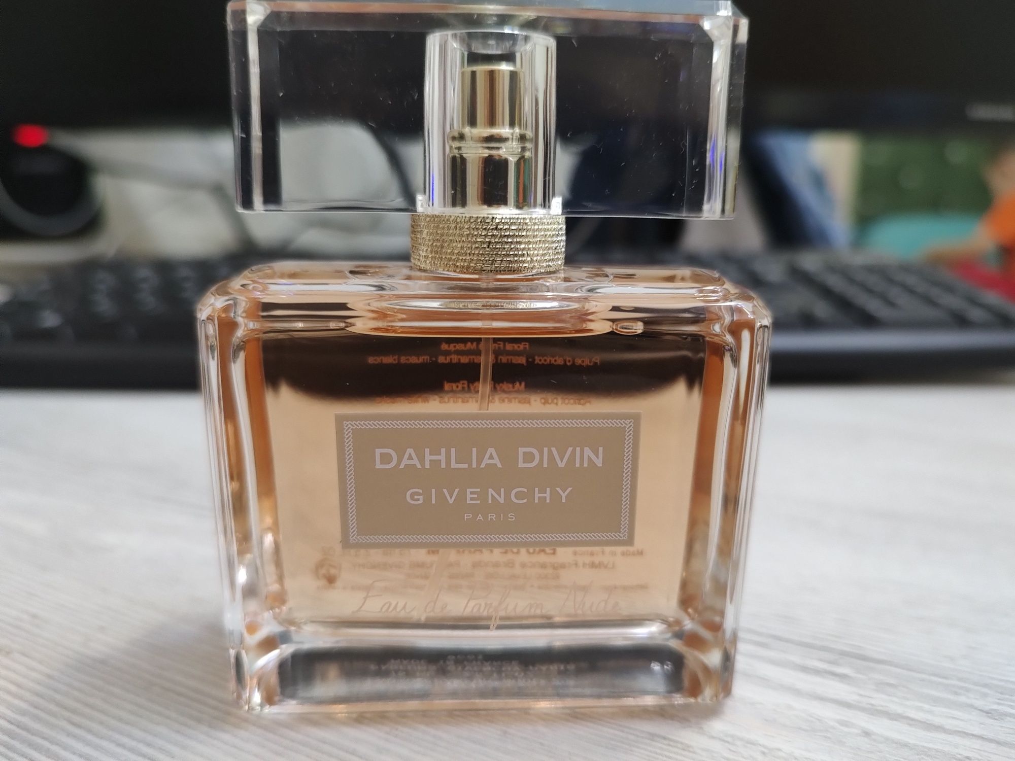 Женский парфюм Dahlia Divin eau de parfum nude Givenchy