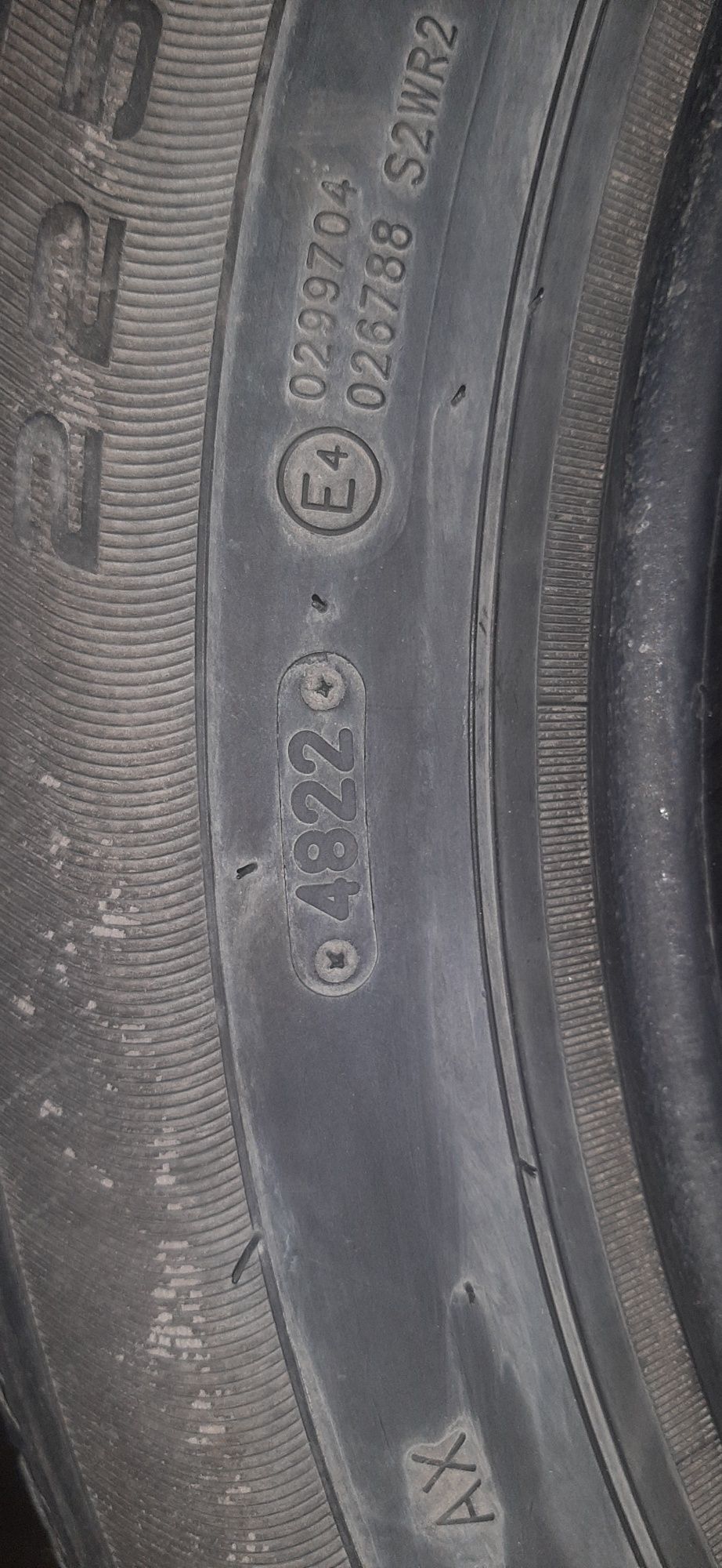 Продам шины на R18 225/60