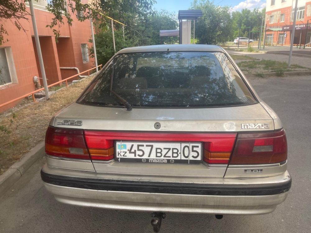 Продается машина Mazda 626
