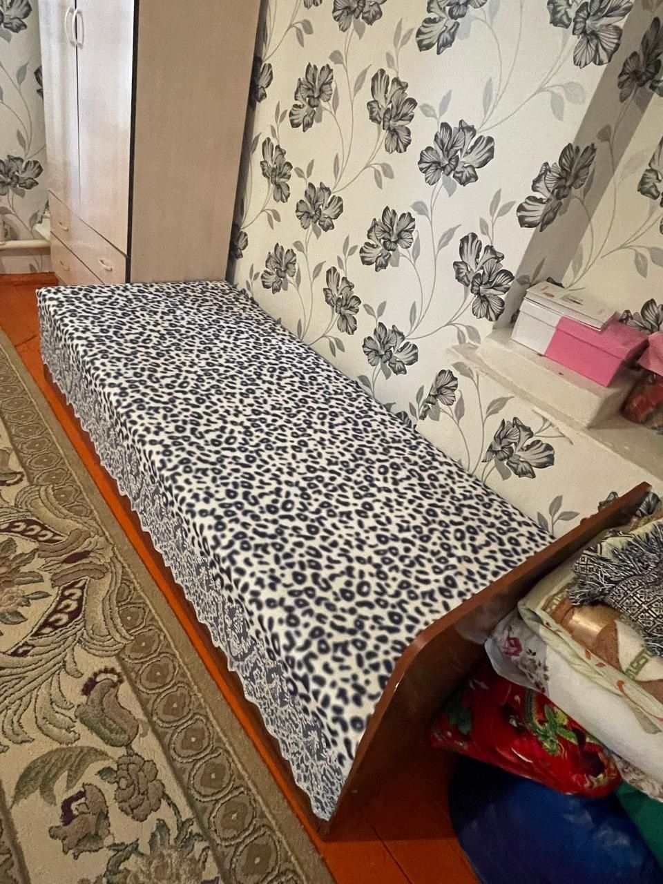Продаётся две кровати в хорошем состояний