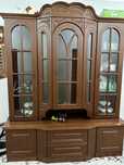 Сервант витрина в очень хорошем состянии торг