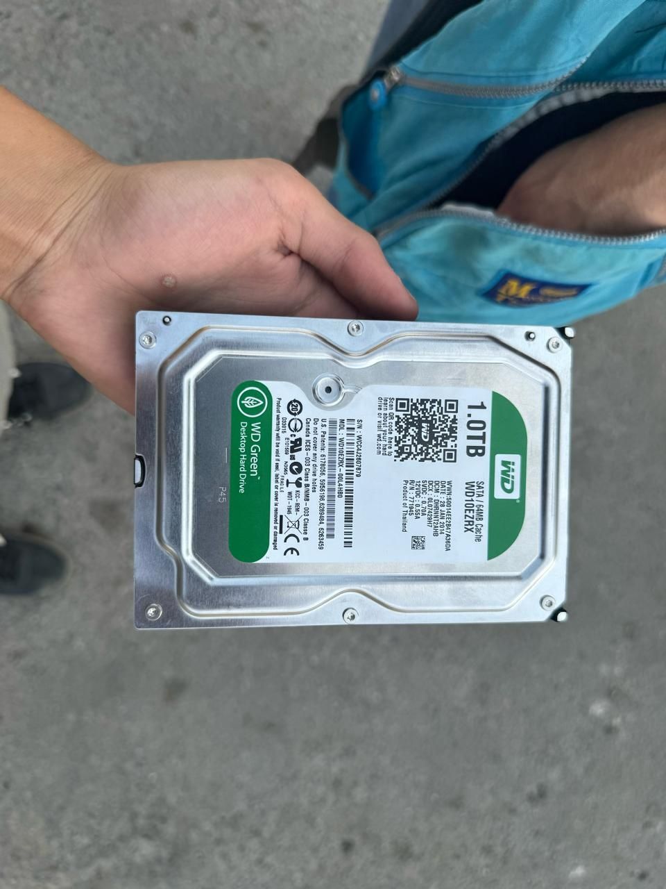 1Тб жостки диск бу работает