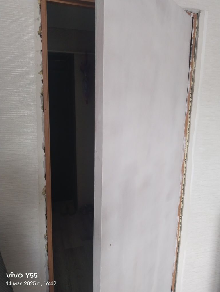 Продам межкомнатные двери.