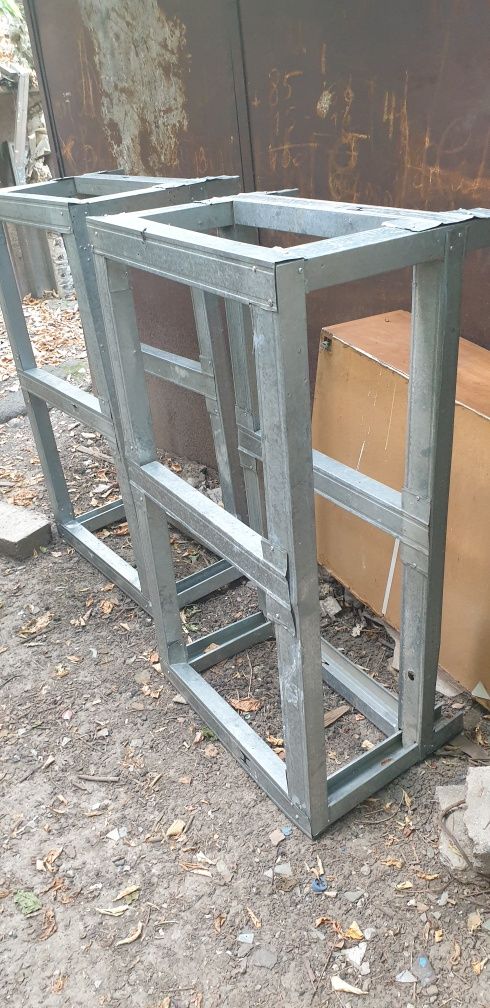 Продам разборный металический тапчан, для банк, сада, дачь.