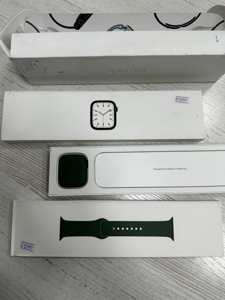 Часы Apple Watch 7
