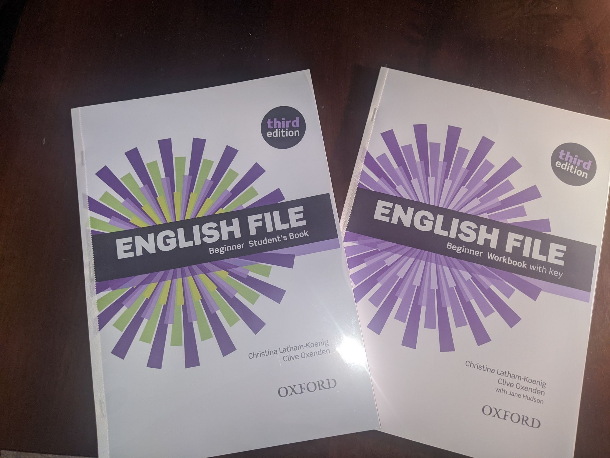Продам учебники,тетради по англ. языкуFile English, Headway, Solutions