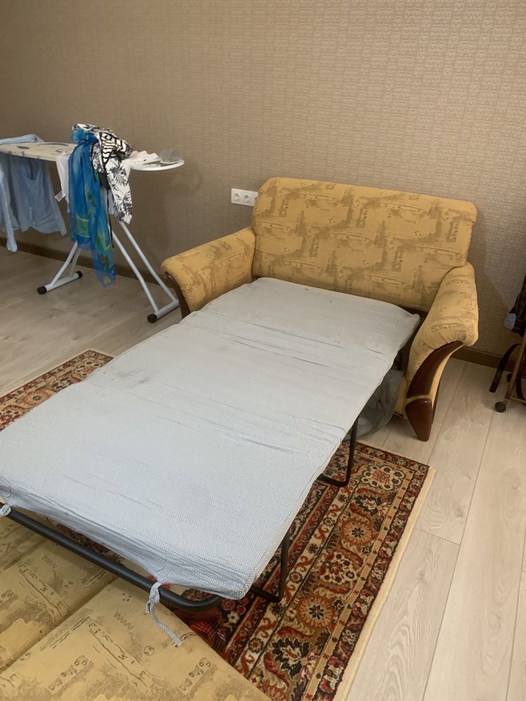 Диван польский, качество топ, почти новая