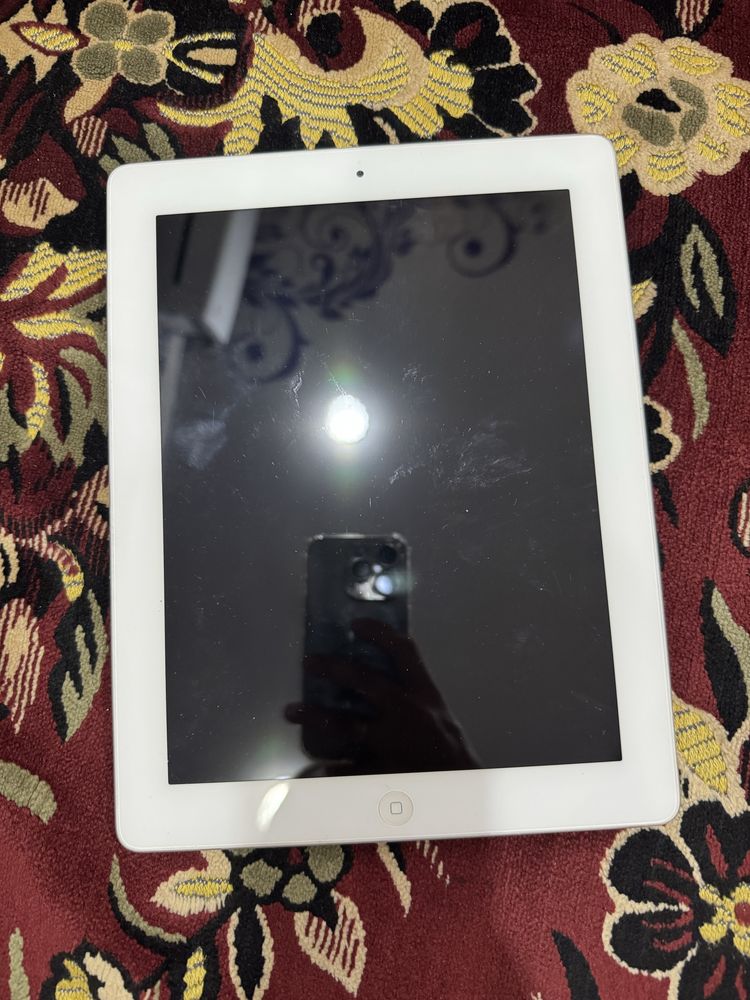 Продам Ipad . В хорошем состояний