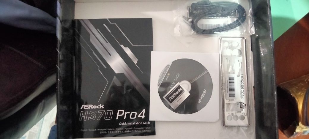 Продам Материнская плата ASRock H370 Pro4