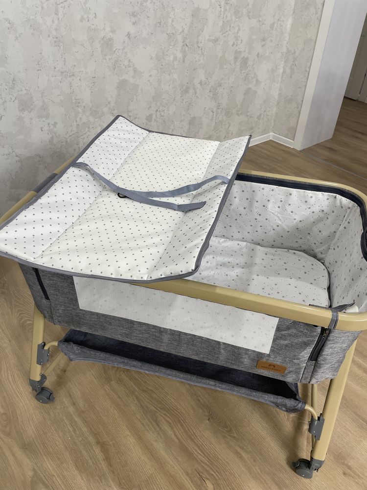 Продам манеж-кровать, в идеальном состоянии
