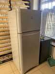 Холодильник Indesit