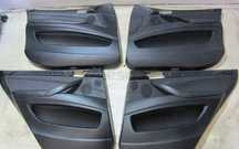 BMW X5 E70 чёрные дверные карты