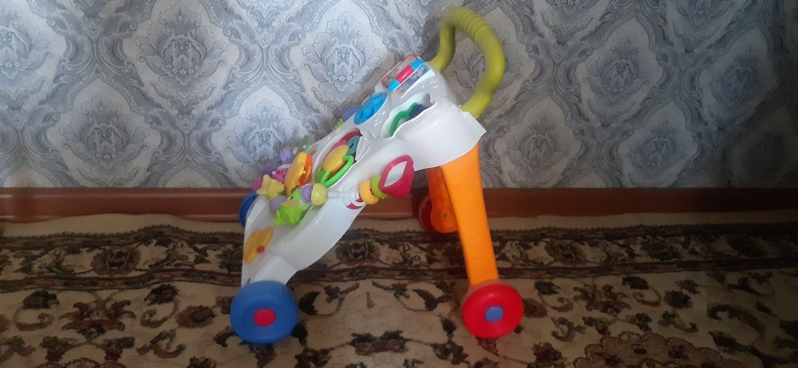 Детская игрушечные коляска