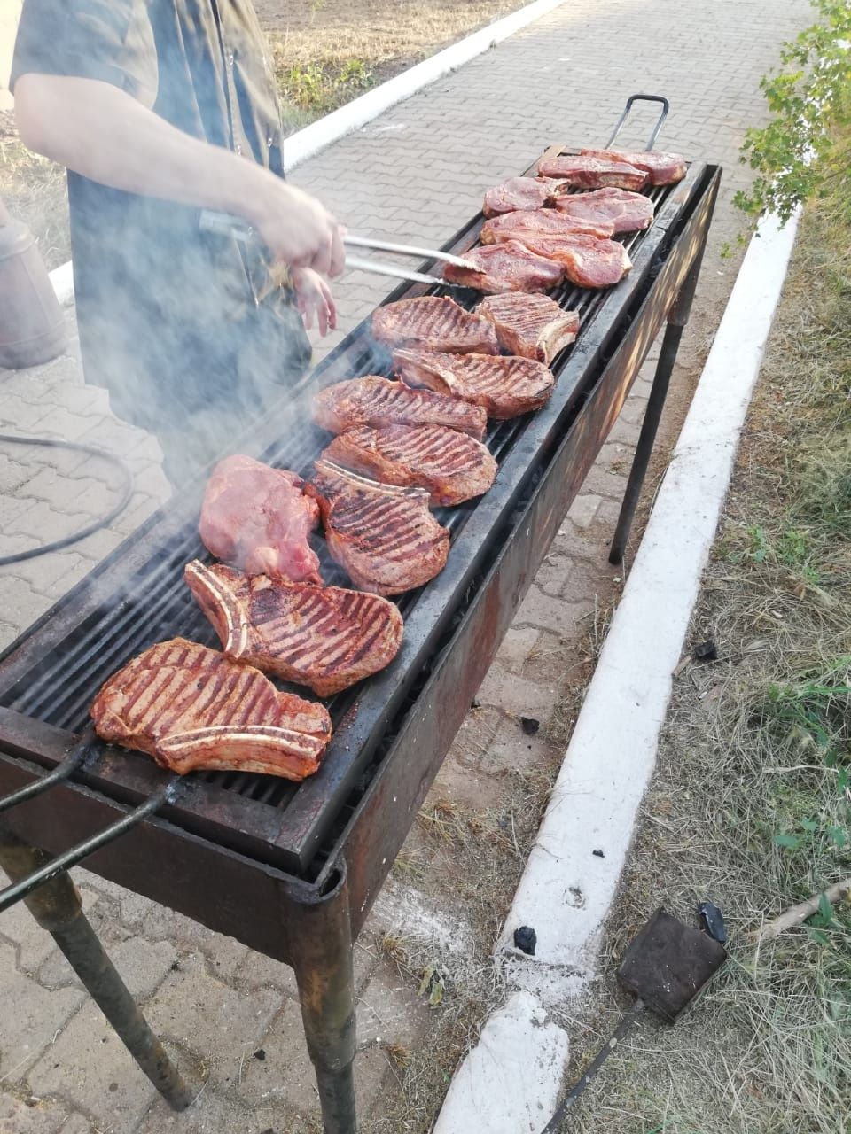 Аренда мангала, казаны,коктал,шампура,решетки гриль