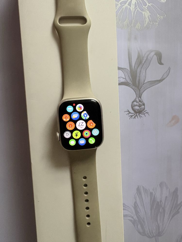 продам apple watch 7 41мм