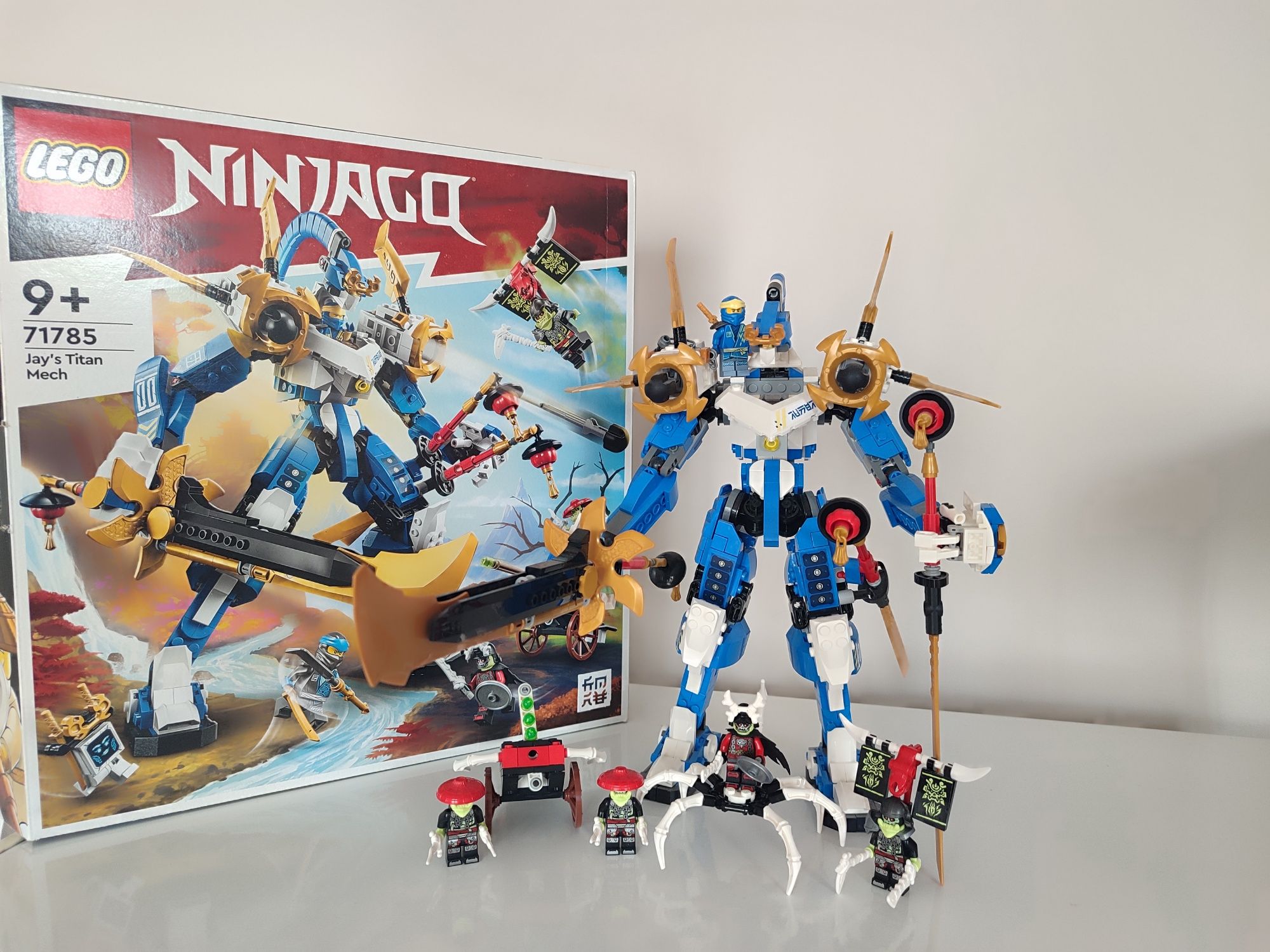 Lego Ninjago Jay's Titan Mech