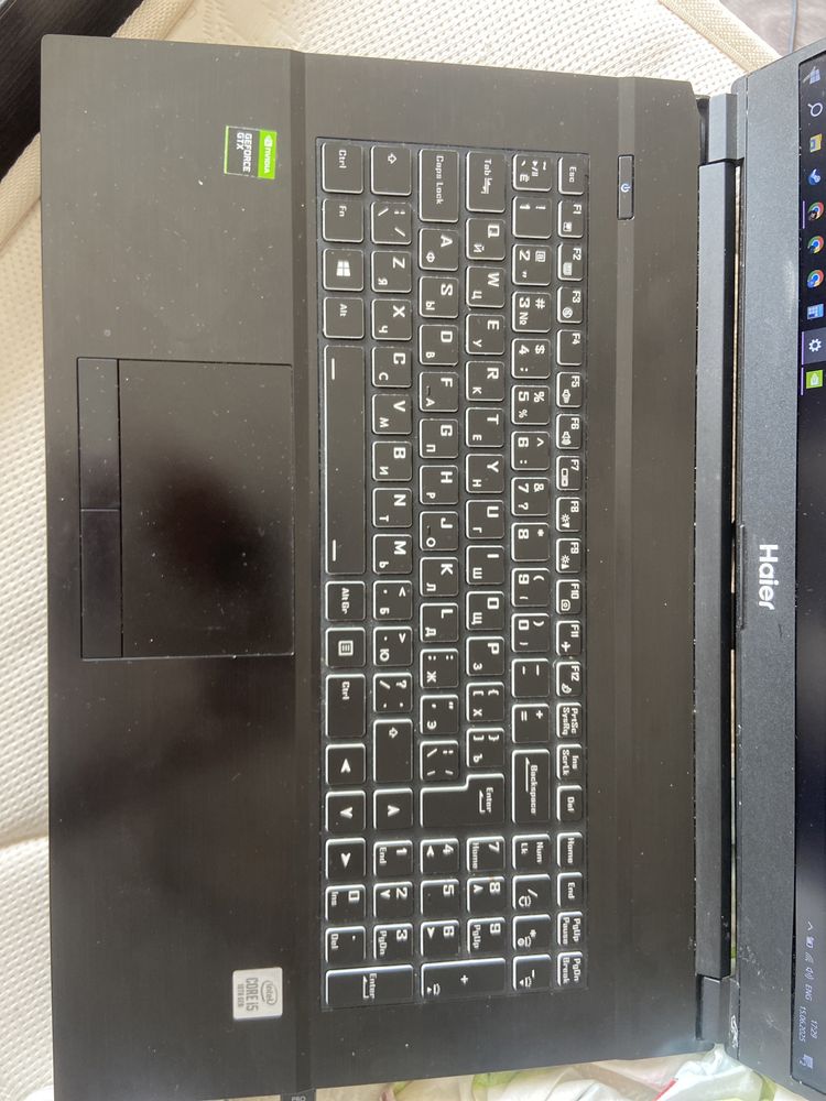 Продам игровой ноутбук Haier