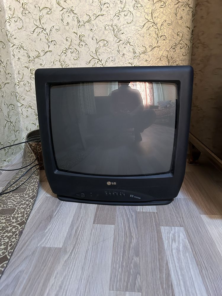 Телевизор LG ,диагональ 51 см.
