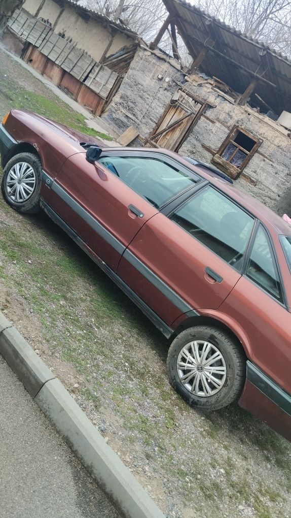 Продам Audi 80 состояние хорошее