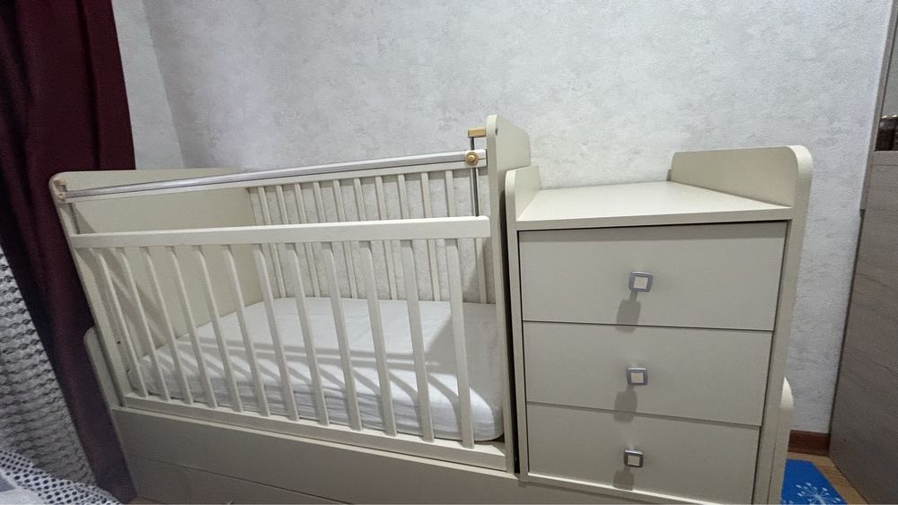 Срочно продам манеж 3 в 1