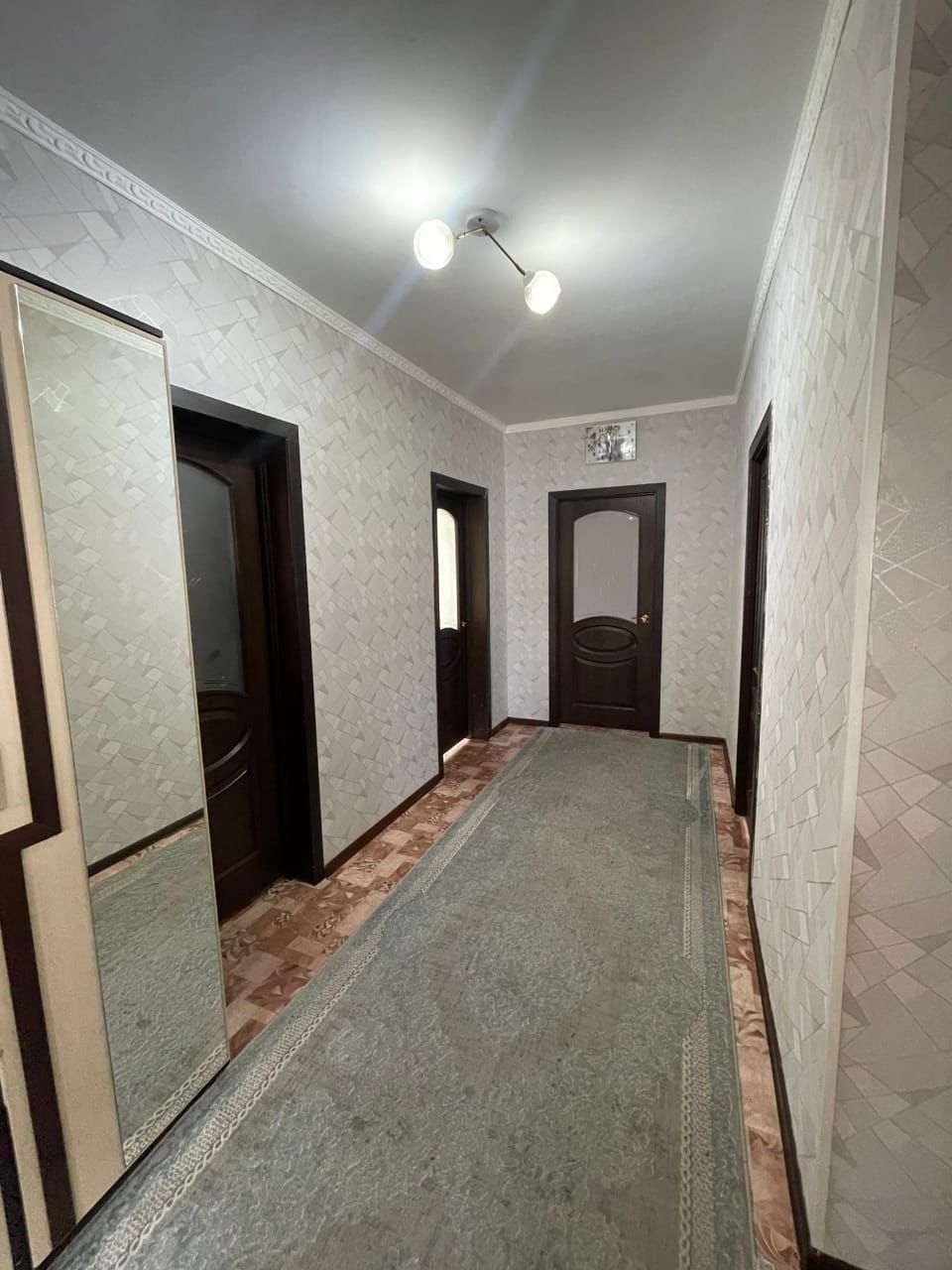 Продам дом в отличном расположением