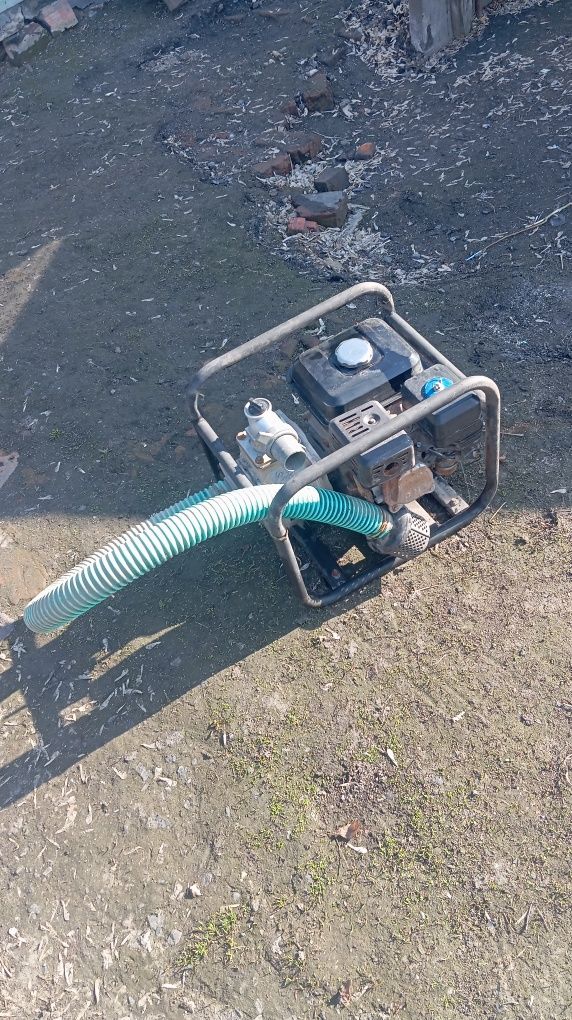 Продам Мотопомпа насос