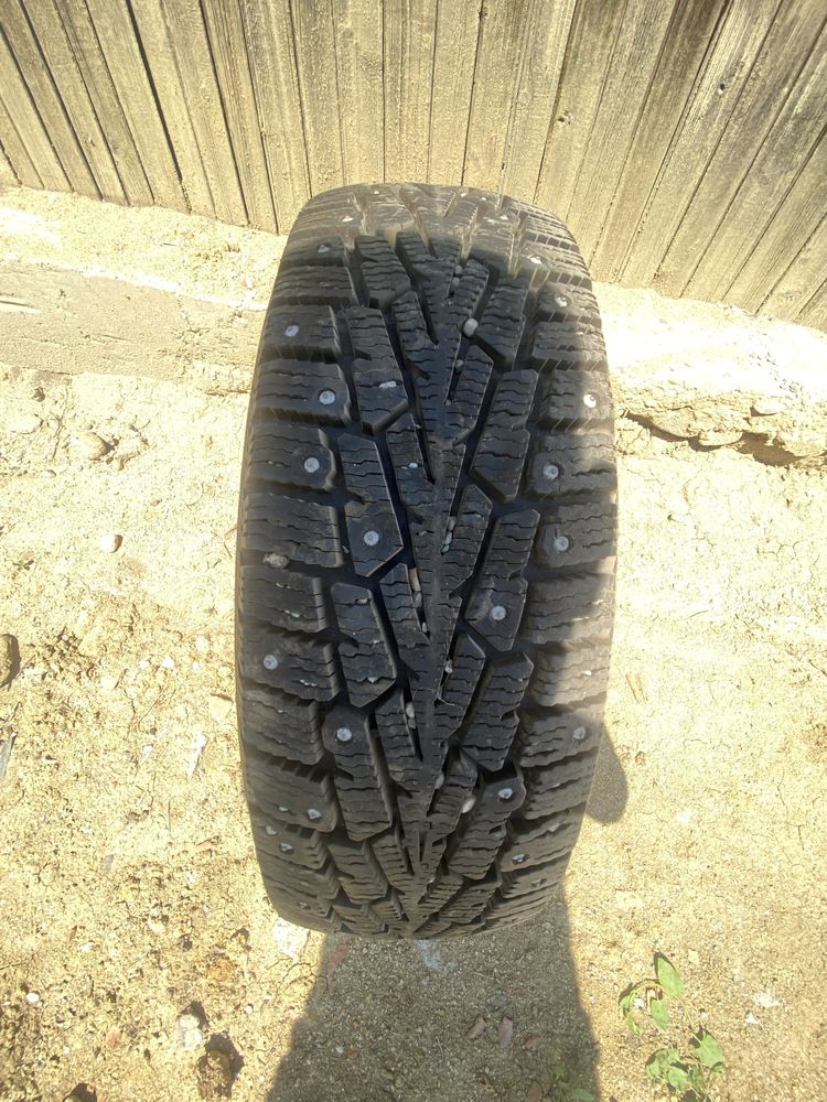 Продам зимние шины 185/65/15 2 шины