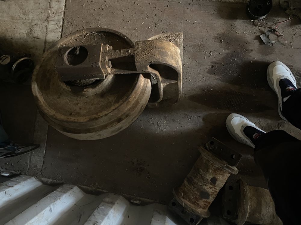 Запчасти на кранекс ек 270