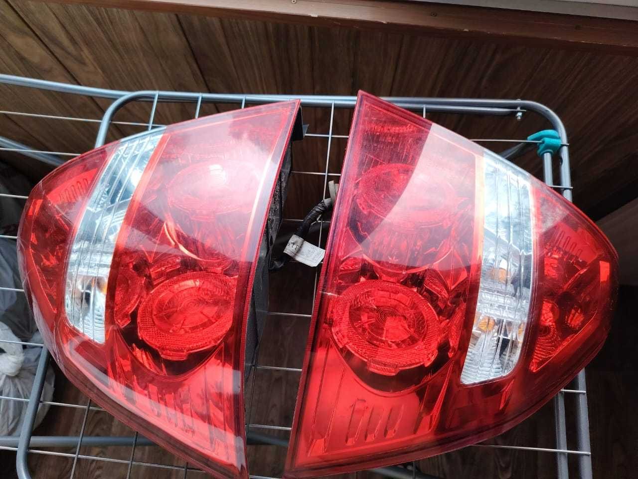 Продам оригинальные задние фары от Шевролет Нексия R3.