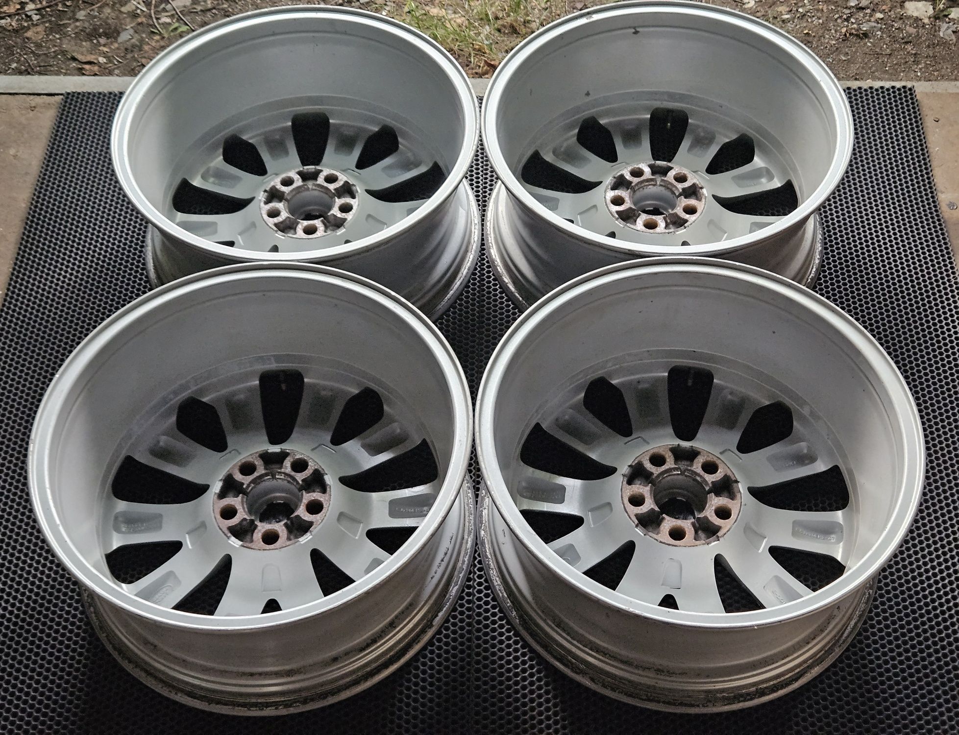 Оригинальные диски r20 Range Rover / Land Rover L405