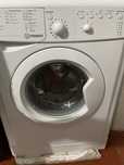 Стиральная машина Indesit IWSB 5105 CIS белый