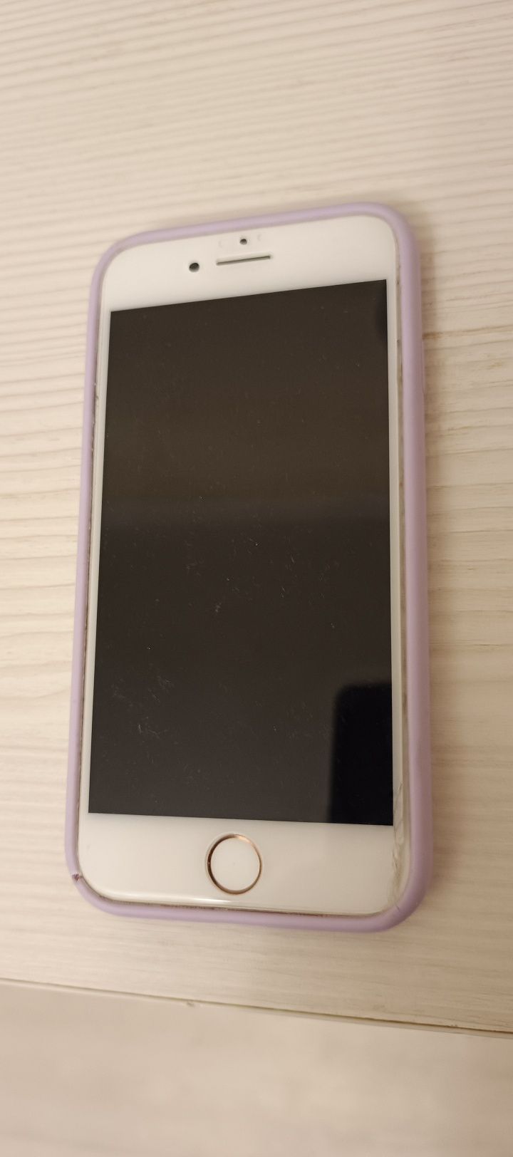 Iphone 8 продам.