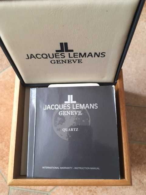 Часы швейцарские наручные мужские кварцевые Jacques Lemans