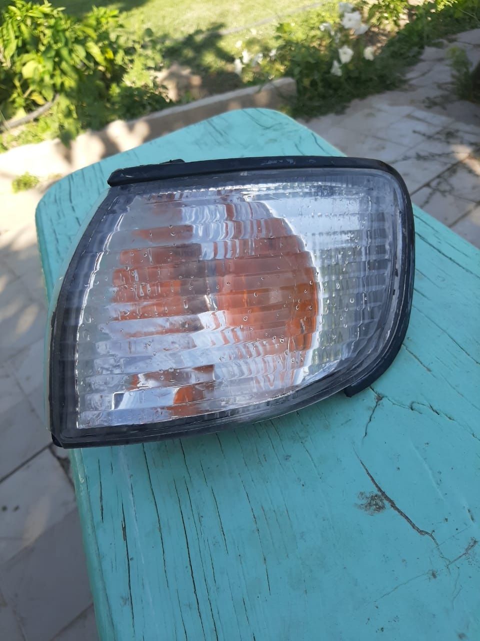 Продам поворотник