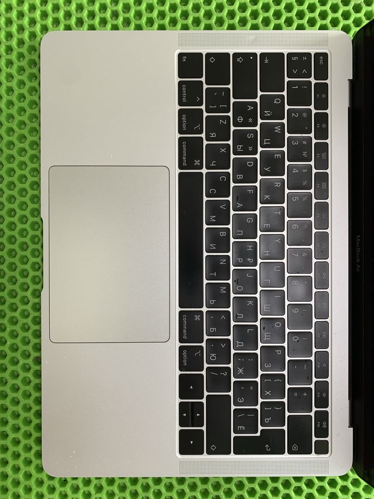 MacBook Air 13 2018. Есть рассрочка.