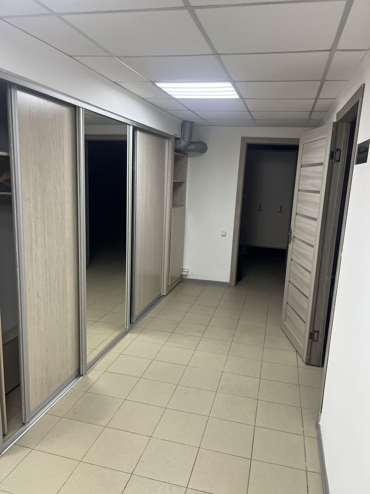 Сдам в аренду помещение 300 кв.м