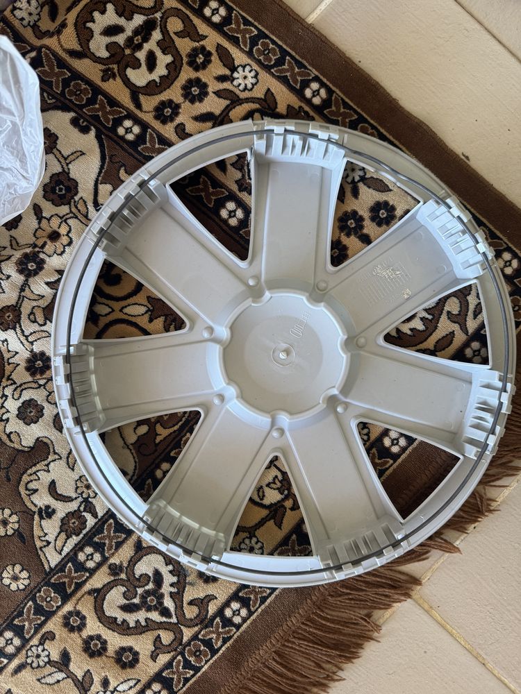 продам колпака на r15 шевроле